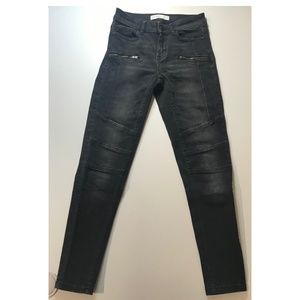 Zara | Black Skinny Jeans with Front Zippers